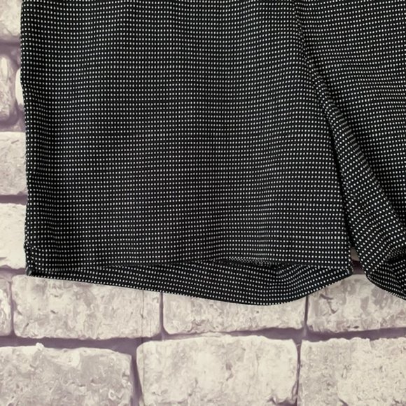 The Limited Black & White Polka Dot Shorts - Picture 3 of 8